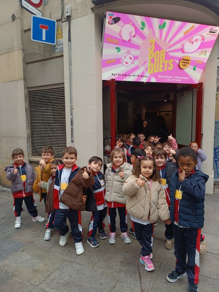 I4: SORTIDA AL TEATRE