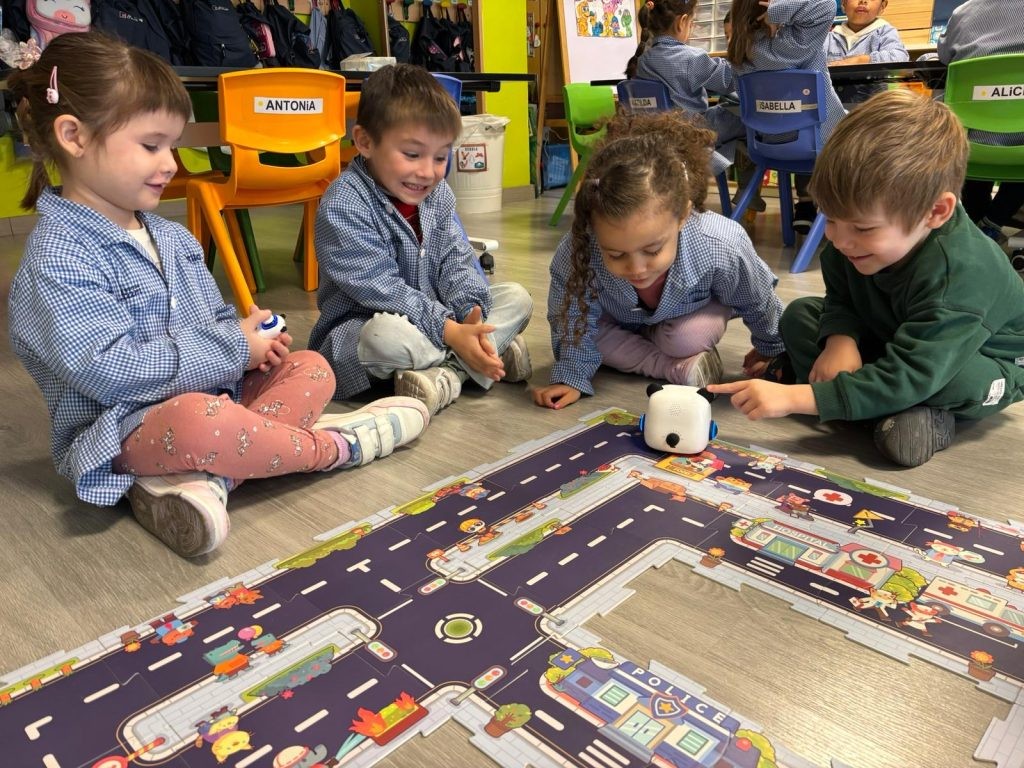 APRENEM AMB LA TALE-BOT I LA MTINY A I4